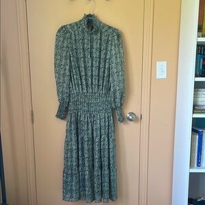 Brooks Brothers Green Patterned Smocked Long Sleeve Dress